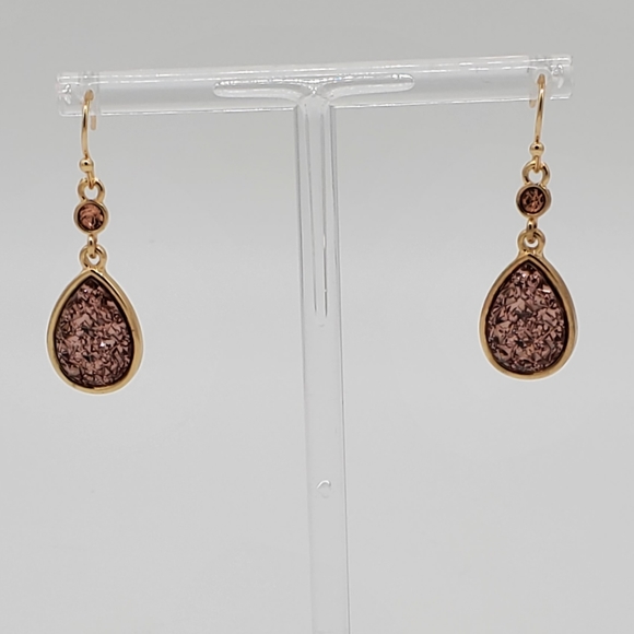Jewelry - Gold & Pink Teardrop Earrings